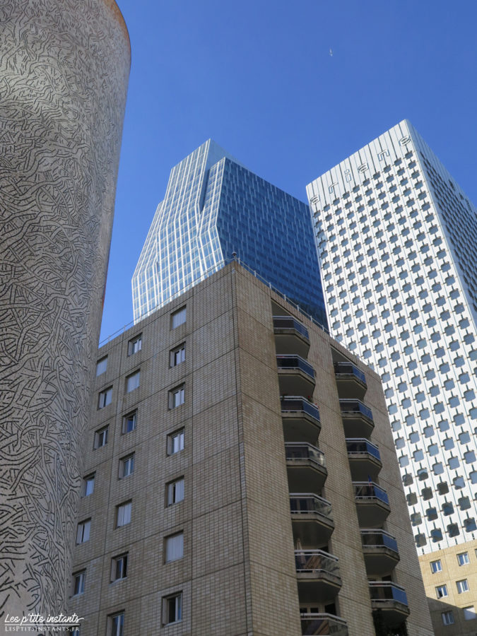 Les tours Majunga et Ariane (à l'arrière-plan), La Défense