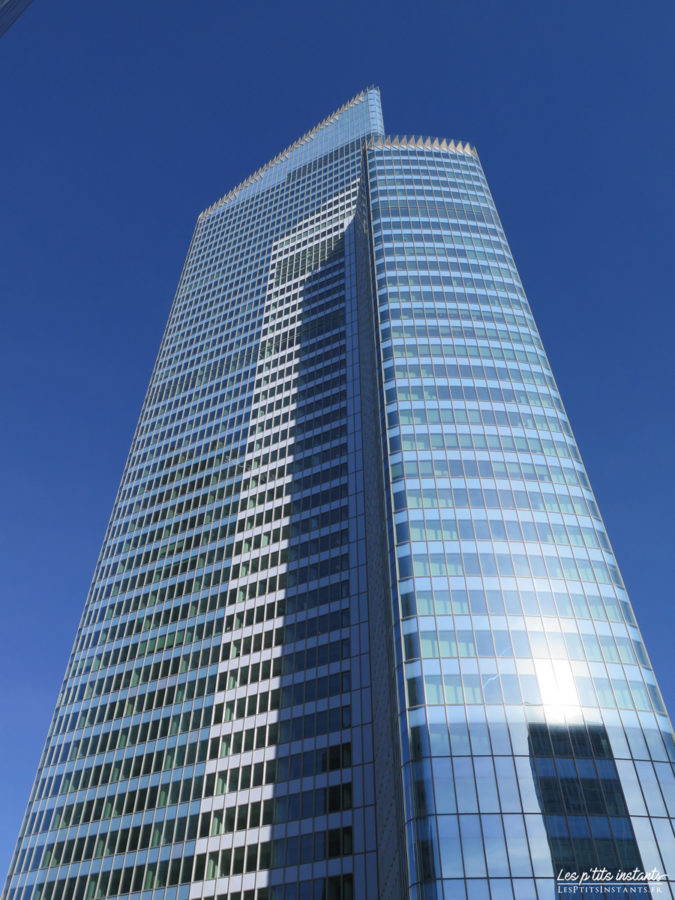 La tour First, La Défense